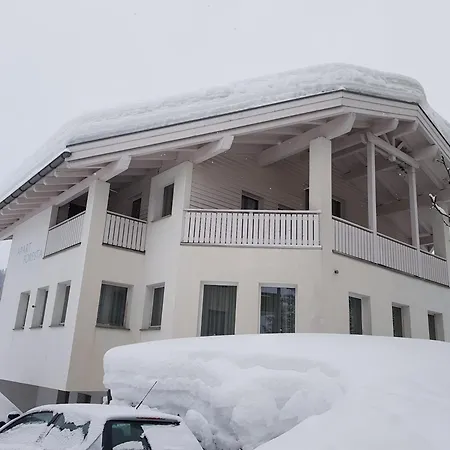Apartment Foresta